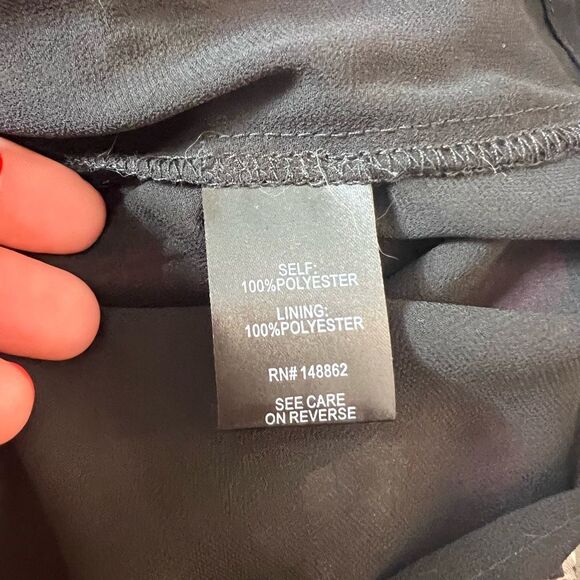 Torrid Black Red Floral Long Sleeve V-Neck Pullover Lined Peplum Blouse Size 0x - Picture 11 of 13